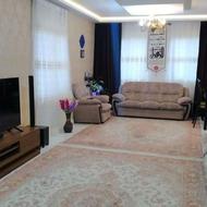 خدمتکار منزل