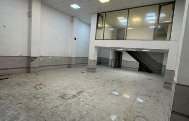 مغازه شیک130متربنا وبه همراه 30متر دفتر