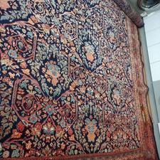 فرش دست بافت خیلی قدیمی با رنگهای جذاب قشنگ