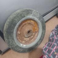 چرخ فرغون سالم