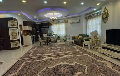 107 و انباری 3 متری در بلوار ایت