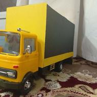 ماکت خاور کلکسیونی زرد