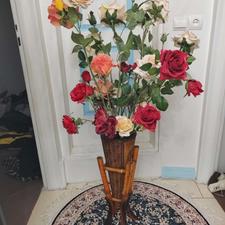 گل و گلدان خارجی