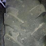 یک حلقه لاستیک گریدرویک حلقه لودری20نیم سالم