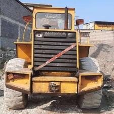 لودر ولوو 4400