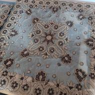 رومیزی سنگدوزی شده