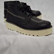 کفش کیکرز اورجینال اورجینال