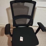 صندلی ارگونومیک برند معروف نیلپر ocm 113