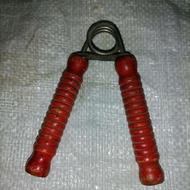 تقویت کننده مچ دست و فنر سیم کشی سینه یک ملیون و پانصد