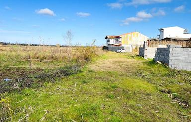 زمین شهری با پروانه