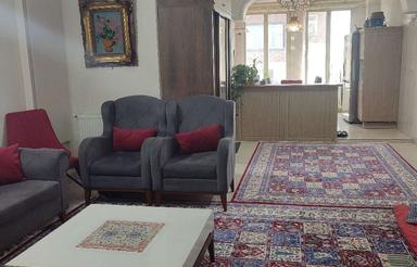 70متری /2 خواب / خوش نقشه/ نورگیر