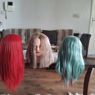 سه عدد سر مانکن همراه با یک هلدر