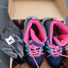 کفش کوهنوردی