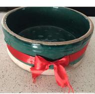 هفت سین و ظرف بزرگ سفالی و استند قابلمه جای حبوبات