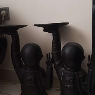 دکوری فضانورد