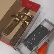 دستگیره در چوبی