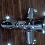 شیر مخلوط اهرمی قهرمان حمام مدل ایتالیایی در حد نو واقعی