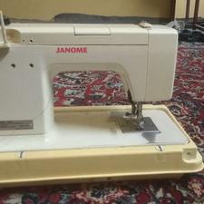 چرخ خیاطی ژانومه