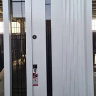 درب ضدسرقت فلزی ضد سرقت گردو پنجره اتاق ورودی ژیوادرب3573