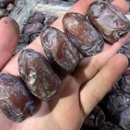 11 تن خرما کلوته درجه 1