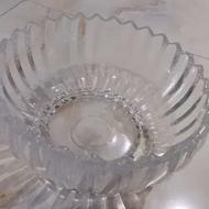 آجیل خوری در حد نو