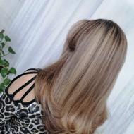 در زمینه مو رنگ کار هستم