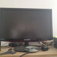 مانیتور 19 اینچ