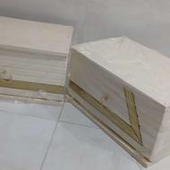 دو عدد پاتختی صفر پایه هاش داخل کشو