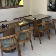 میز و صندلی چوبی