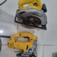 یک عدد اره عمودبر و یک عدد کله بر برند دیوالت