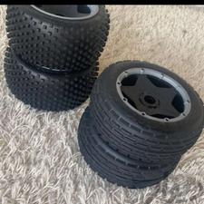 ست کامل رینگ و لاستیک با رینگ باجا 5bss نو آکبند hpi