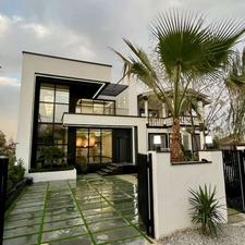 ویلا تریبلکس 300متر بنا با ویو ابدی