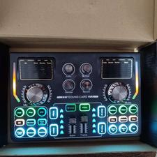 کارت صدا حرفه ای مدل streaming music soundcard