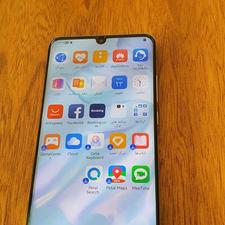 پرچمدار P30 pro,زوم اپتیکال 10برابر بی افت ،50 برابر دیجیتال