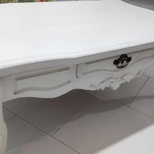 میز بزرگ و عسلی