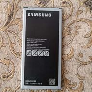 باطری گوشی سامسونگj7 در حد اک