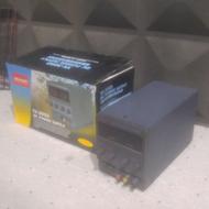 منبع تغذیه الکتریکی یاکسون مدل yx-305