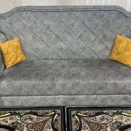 میل راحتی در حد نو جنس پارچه از مخمل درجه یک وجنس چوب نراد