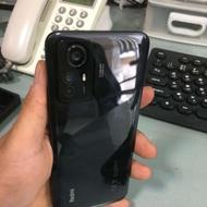 گوشی نوت12sحافضه 256رم8 ظرفیت باتری5000میلی آپر در ساعت