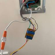 خانم برقکار / تکنسین نصب و تعمیر آیفون تصویری