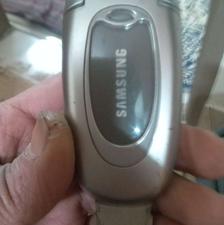 گوشی سامسونگ ای 168