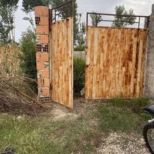 زمین مسکونی