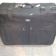 چمدان های بزرگ متوسط و کوچک و یک ساک چمدان