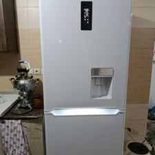 یخچال و فریزر هیمالیا 1 ماهه خریدم 3سال گارانتی دارد