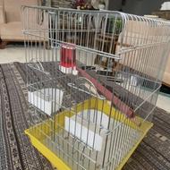 2 عدد قفس با تمامی وسایلش.