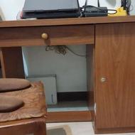 میز تحریر یا مطالعه