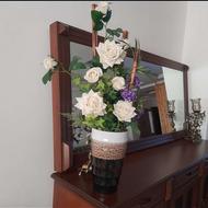 گل و گلدان مصنوعی