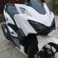 کلیک واریو 160 هانی 1403 دیسکی