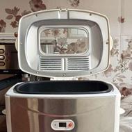 فروشی استفاده نشدن جهیزیه بوده