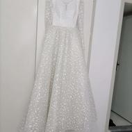 لباس عروس در حد نو